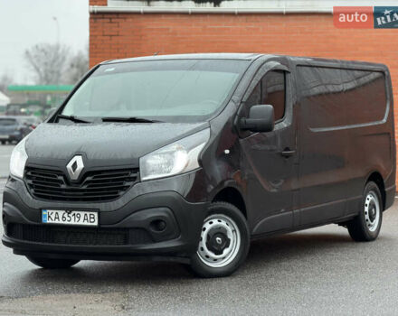 Черный Рено Трафик, объемом двигателя 1.6 л и пробегом 179 тыс. км за 15900 $, фото 1 на Automoto.ua