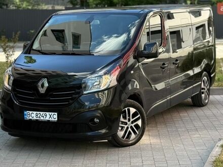 Черный Рено Трафик, объемом двигателя 1.6 л и пробегом 252 тыс. км за 17950 $, фото 1 на Automoto.ua