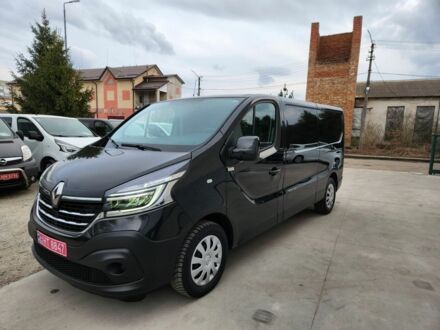 Чорний Рено Трафік, об'ємом двигуна 2 л та пробігом 165 тис. км за 19999 $, фото 1 на Automoto.ua