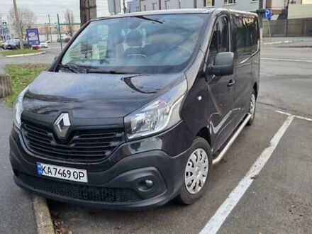 Черный Рено Трафик, объемом двигателя 1.6 л и пробегом 276 тыс. км за 15000 $, фото 1 на Automoto.ua