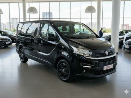 Черный Рено Трафик, объемом двигателя 2 л и пробегом 163 тыс. км за 19900 $, фото 1 на Automoto.ua