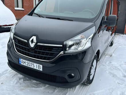 Черный Рено Трафик, объемом двигателя 2 л и пробегом 167 тыс. км за 21999 $, фото 1 на Automoto.ua