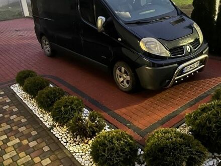 Фиолетовый Рено Трафик, объемом двигателя 2 л и пробегом 290 тыс. км за 9500 $, фото 1 на Automoto.ua