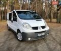 Белый Рено Трафик груз-пасс., объемом двигателя 2 л и пробегом 325 тыс. км за 9400 $, фото 1 на Automoto.ua