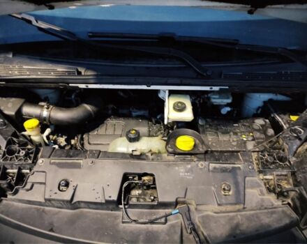 Белый Рено Трафик груз-пасс., объемом двигателя 0 л и пробегом 180 тыс. км за 12600 $, фото 6 на Automoto.ua