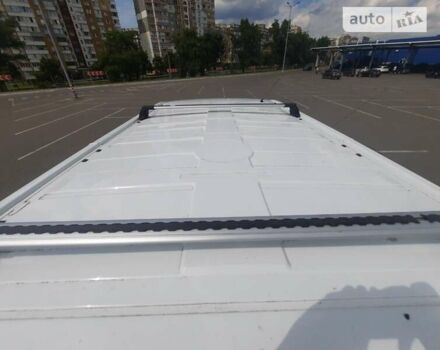 Белый Рено Трафик груз-пасс., объемом двигателя 1.6 л и пробегом 306 тыс. км за 12100 $, фото 5 на Automoto.ua