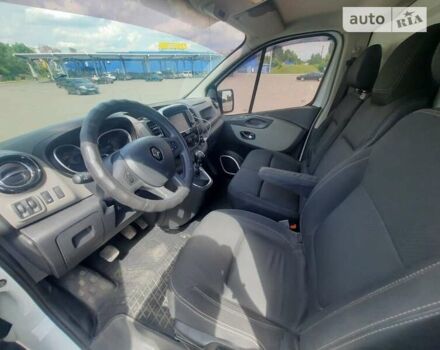 Белый Рено Трафик груз-пасс., объемом двигателя 1.6 л и пробегом 306 тыс. км за 12100 $, фото 7 на Automoto.ua