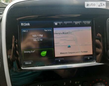 Белый Рено Трафик груз-пасс., объемом двигателя 1.6 л и пробегом 306 тыс. км за 12100 $, фото 18 на Automoto.ua