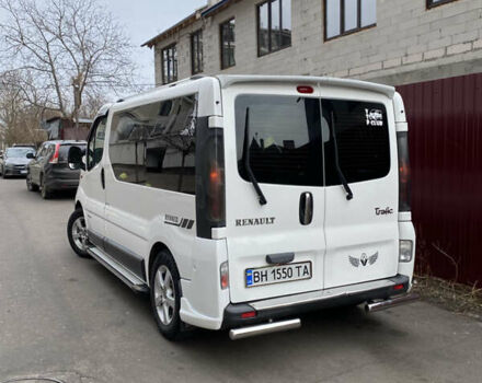 Белый Рено Трафик груз-пасс., объемом двигателя 1.9 л и пробегом 265 тыс. км за 8250 $, фото 6 на Automoto.ua