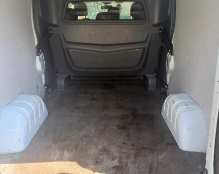 Белый Рено Трафик груз-пасс., объемом двигателя 1.6 л и пробегом 238 тыс. км за 13500 $, фото 7 на Automoto.ua