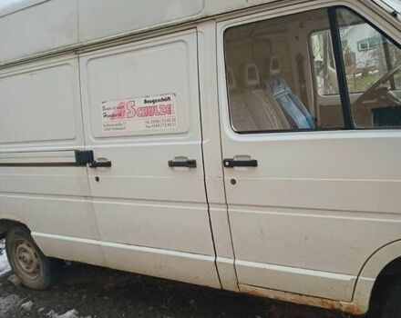Білий Рено Трафік вант-пас., об'ємом двигуна 2.5 л та пробігом 220 тис. км за 3000 $, фото 1 на Automoto.ua
