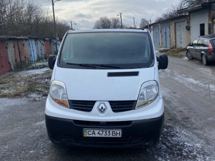 Рено Трафик груз-пасс. 2006 в Умани на Automoto.ua Белый Рено Трафик груз-пасс., объемом двигателя 1.87 л и пробегом 298 тыс. км за 6800 $, фото 1 на Automoto.ua