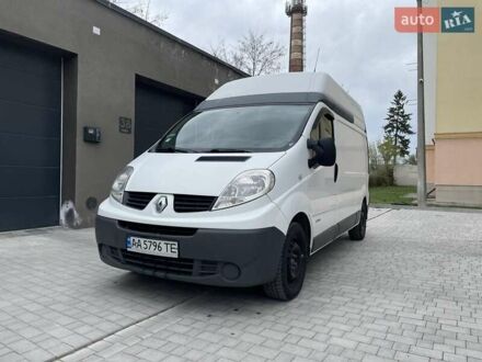 Рено Трафик груз-пасс. 2014 в Каменце-Подольском на Automoto.ua Белый Рено Трафик груз-пасс., объемом двигателя 2 л и пробегом 260 тыс. км за 9500 $, фото 1 на Automoto.ua