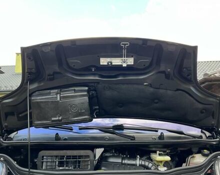 Черный Рено Трафик груз-пасс., объемом двигателя 2 л и пробегом 249 тыс. км за 16950 $, фото 72 на Automoto.ua