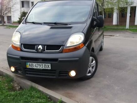 Рено Трафик груз-пасс. 2006 в Виннице на Automoto.ua Черный Рено Трафик груз-пасс., объемом двигателя 2.46 л и пробегом 380 тыс. км за 8750 $, фото 1 на Automoto.ua