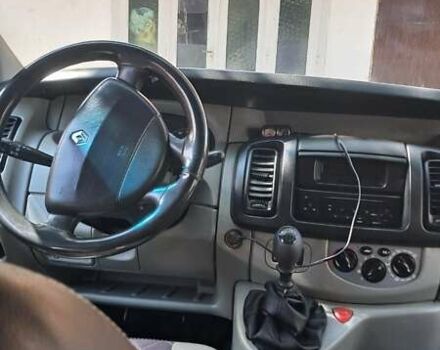 Рено Трафик груз-пасс., объемом двигателя 2 л и пробегом 330 тыс. км за 9300 $, фото 7 на Automoto.ua