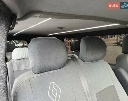 Рено Трафик груз-пасс., объемом двигателя 2 л и пробегом 360 тыс. км за 7300 $, фото 8 на Automoto.ua