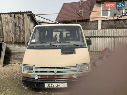 Рено Трафик груз-пасс. 1993 в Мукачеве на Automoto.ua Рено Трафик груз-пасс., объемом двигателя 0 л и пробегом 400 тыс. км за 1000 $, фото 1 на Automoto.ua