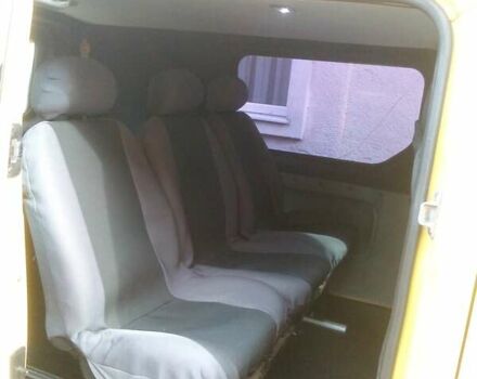 Желтый Рено Трафик груз-пасс., объемом двигателя 2 л и пробегом 268 тыс. км за 7000 $, фото 2 на Automoto.ua