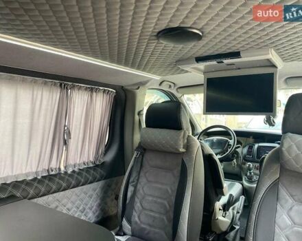 Сірий Рено Трафік вант-пас., об'ємом двигуна 0 л та пробігом 230 тис. км за 14800 $, фото 2 на Automoto.ua