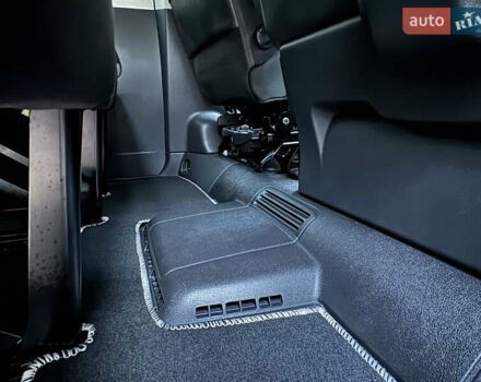 Серый Рено Трафик груз-пасс., объемом двигателя 2 л и пробегом 12 тыс. км за 42800 $, фото 61 на Automoto.ua