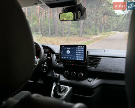 Серый Рено Трафик груз-пасс., объемом двигателя 2 л и пробегом 12 тыс. км за 42800 $, фото 56 на Automoto.ua