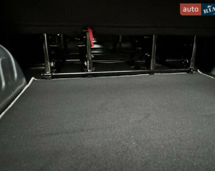 Серый Рено Трафик груз-пасс., объемом двигателя 2 л и пробегом 12 тыс. км за 42800 $, фото 67 на Automoto.ua