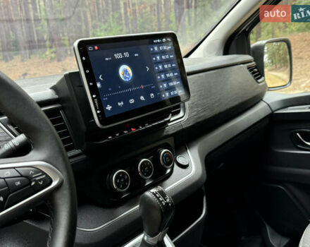 Серый Рено Трафик груз-пасс., объемом двигателя 2 л и пробегом 12 тыс. км за 42800 $, фото 45 на Automoto.ua