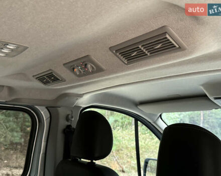 Серый Рено Трафик груз-пасс., объемом двигателя 2 л и пробегом 12 тыс. км за 42800 $, фото 54 на Automoto.ua