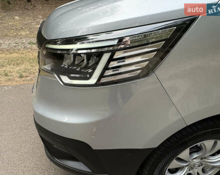 Серый Рено Трафик груз-пасс., объемом двигателя 2 л и пробегом 12 тыс. км за 42800 $, фото 25 на Automoto.ua