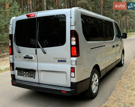 Серый Рено Трафик груз-пасс., объемом двигателя 2 л и пробегом 12 тыс. км за 42800 $, фото 13 на Automoto.ua