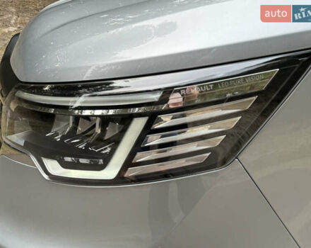 Серый Рено Трафик груз-пасс., объемом двигателя 2 л и пробегом 12 тыс. км за 42800 $, фото 26 на Automoto.ua