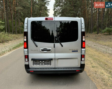 Серый Рено Трафик груз-пасс., объемом двигателя 2 л и пробегом 12 тыс. км за 42800 $, фото 11 на Automoto.ua