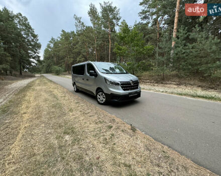 Серый Рено Трафик груз-пасс., объемом двигателя 2 л и пробегом 12 тыс. км за 42800 $, фото 69 на Automoto.ua