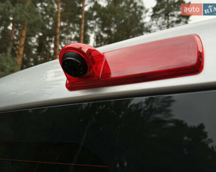 Серый Рено Трафик груз-пасс., объемом двигателя 2 л и пробегом 12 тыс. км за 42800 $, фото 77 на Automoto.ua