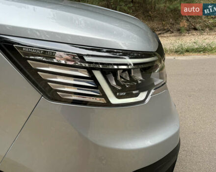 Серый Рено Трафик груз-пасс., объемом двигателя 2 л и пробегом 12 тыс. км за 42800 $, фото 23 на Automoto.ua