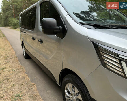 Серый Рено Трафик груз-пасс., объемом двигателя 2 л и пробегом 12 тыс. км за 42800 $, фото 29 на Automoto.ua