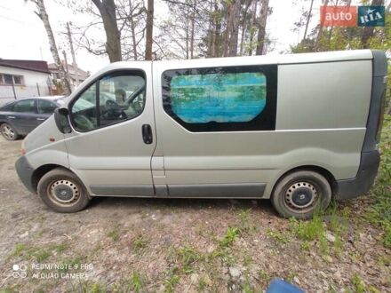 Рено Трафик груз-пасс. 2003 в Львове на Automoto.ua Серый Рено Трафик груз-пасс., объемом двигателя 1.87 л и пробегом 430 тыс. км за 6500 $, фото 1 на Automoto.ua