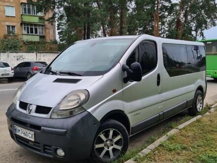 Рено Трафік вант-пас. 2005 у Києві на Automoto.ua Сірий Рено Трафік вант-пас., об'ємом двигуна 1.9 л та пробігом 280 тис. км за 8950 $, фото 1 на Automoto.ua