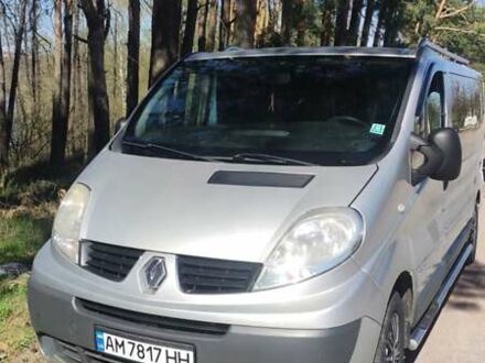 Рено Трафик груз-пасс. 2008 в Житомире на Automoto.ua Серый Рено Трафик груз-пасс., объемом двигателя 2.46 л и пробегом 413 тыс. км за 9500 $, фото 1 на Automoto.ua