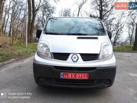 Рено Трафік вант-пас. 2009 у Львові на Automoto.ua Сірий Рено Трафік вант-пас., об'ємом двигуна 2 л та пробігом 335 тис. км за 11471 $, фото 1 на Automoto.ua