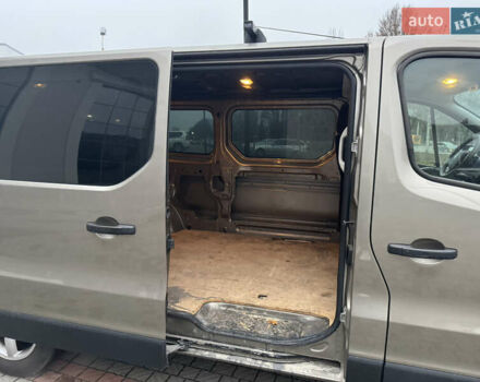 Коричневый Рено Трафик, объемом двигателя 1.6 л и пробегом 215 тыс. км за 13400 $, фото 11 на Automoto.ua