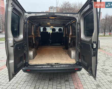 Коричневый Рено Трафик, объемом двигателя 1.6 л и пробегом 215 тыс. км за 13400 $, фото 12 на Automoto.ua