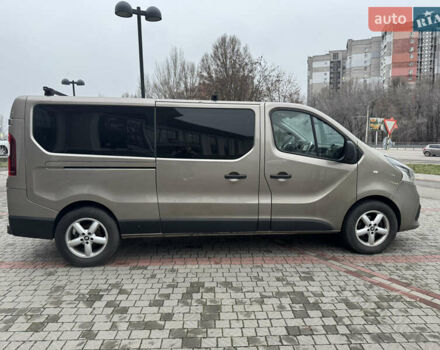 Коричневый Рено Трафик, объемом двигателя 1.6 л и пробегом 215 тыс. км за 13400 $, фото 7 на Automoto.ua