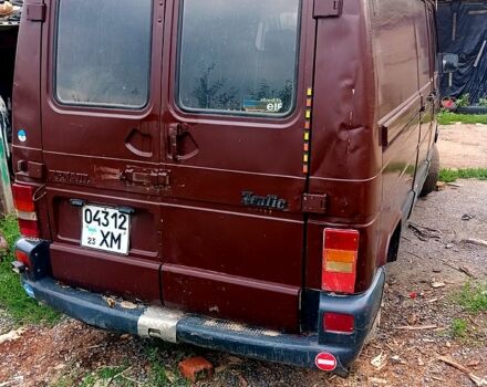 Коричневый Рено Трафик, объемом двигателя 2.5 л и пробегом 432 тыс. км за 1000 $, фото 1 на Automoto.ua