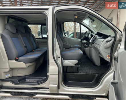 Коричневий Рено Трафік, об'ємом двигуна 2 л та пробігом 278 тис. км за 15970 $, фото 10 на Automoto.ua