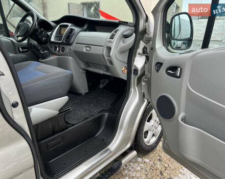 Коричневий Рено Трафік, об'ємом двигуна 2 л та пробігом 278 тис. км за 15970 $, фото 12 на Automoto.ua