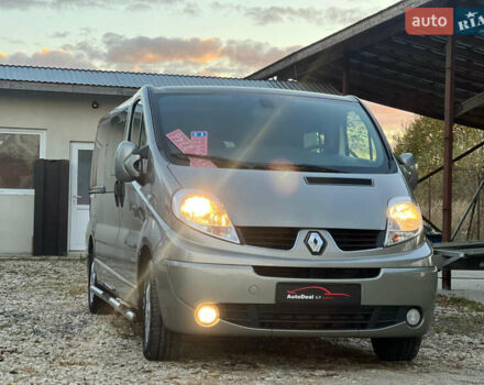 Коричневий Рено Трафік, об'ємом двигуна 2 л та пробігом 270 тис. км за 16450 $, фото 3 на Automoto.ua