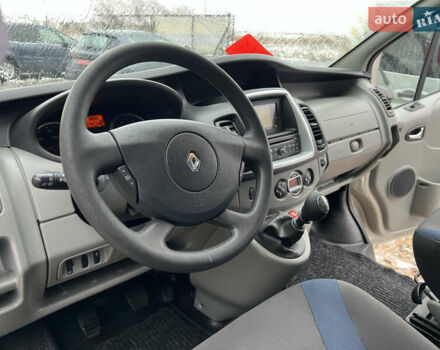 Коричневий Рено Трафік, об'ємом двигуна 2 л та пробігом 278 тис. км за 15970 $, фото 24 на Automoto.ua