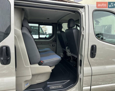 Коричневий Рено Трафік, об'ємом двигуна 2 л та пробігом 278 тис. км за 15970 $, фото 9 на Automoto.ua